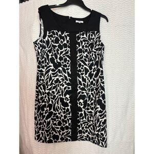 Dress barn Black and white dress Size 18, sleeveless sheath dress